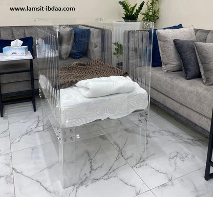 Acrylic Baby Bed Design-1